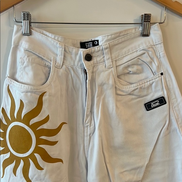 Oversize white jeans - Picture 2 of 4